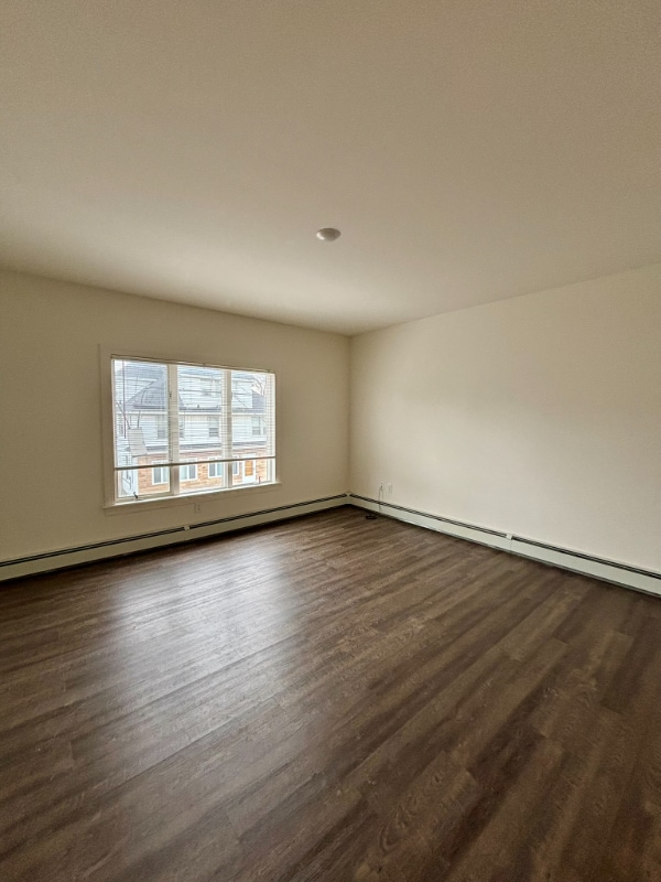 Photo - 85 Laverack Ave Unit 3