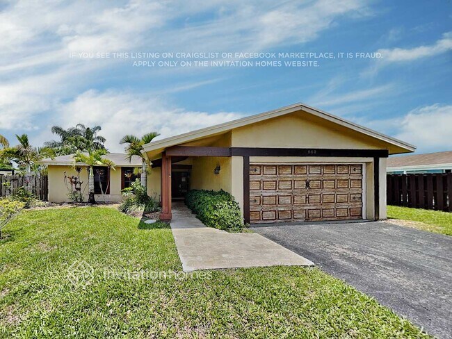 Photo - 562 SW 168th Way House
