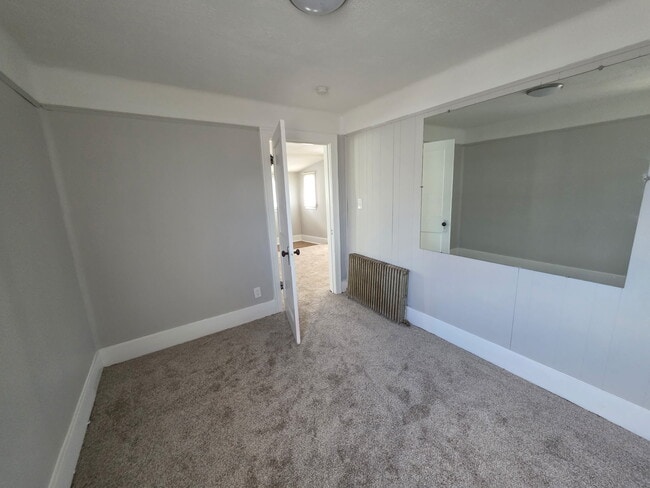 1665 Pagel Ave