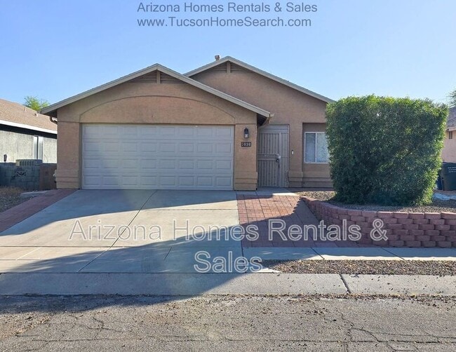 Building Photo - 7891 S Lennox Ln