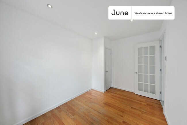Room in Shared 3 bed/1 bath home in Upper West Side