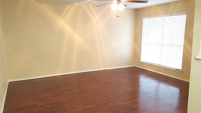 Photo - 6200 Ranchester Dr