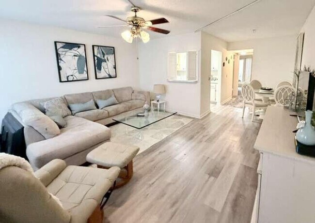 Photo - 54 Upminster Crescent