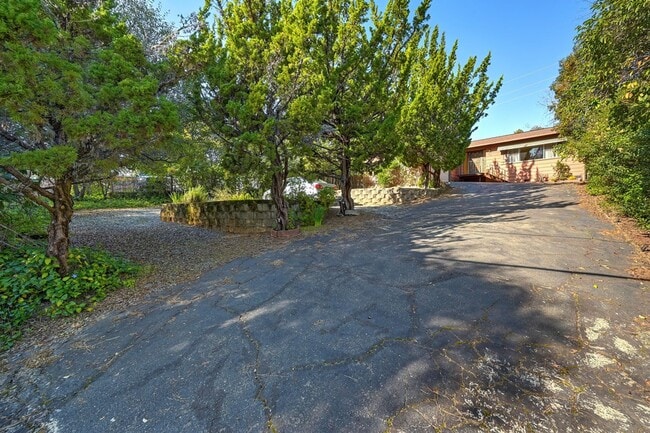 Photo - Prime location