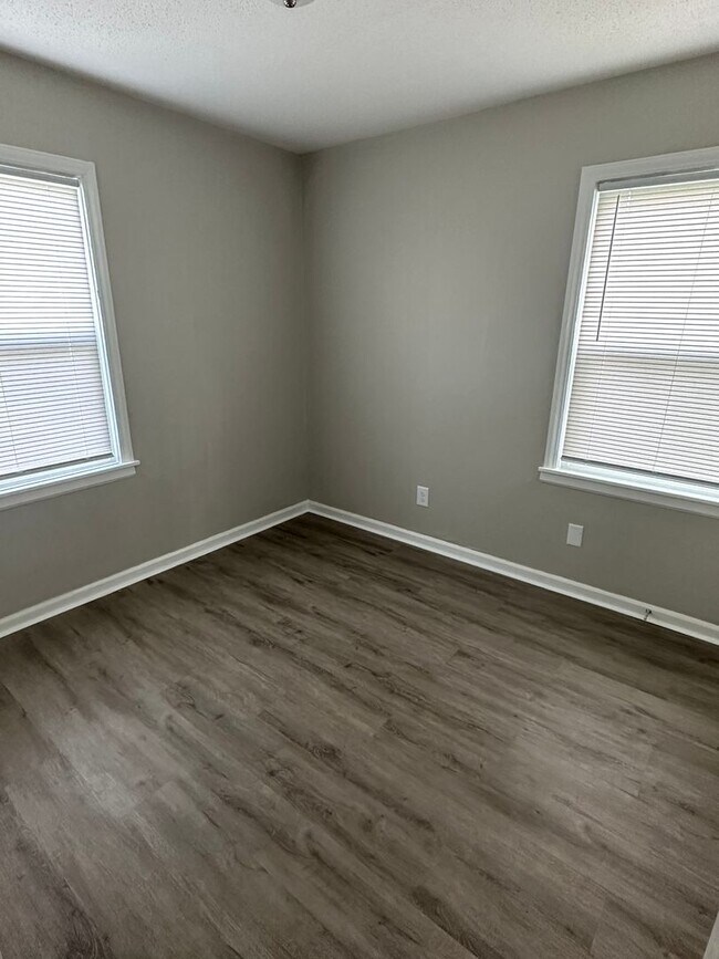 Photo - Cute 3 bedroom home move in ready