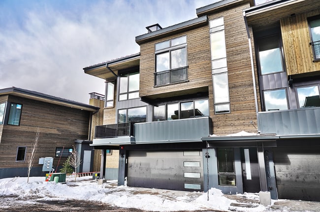 Photo - 3471 Ridgeline Dr