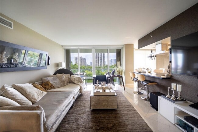 Photo - 7000 Island Blvd Unit 608