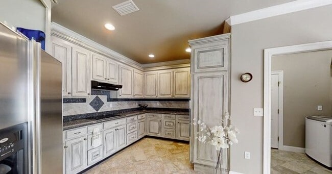 Photo - 609 St Andrews Dr