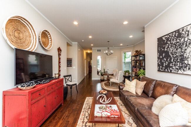 Photo - 839 Lyman Ave Unit 2