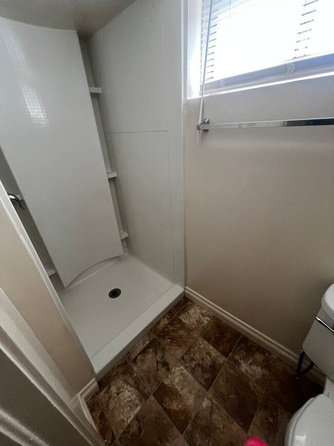 Photo - 1236-1236 E Lewis St Unit 1236 E Lewis