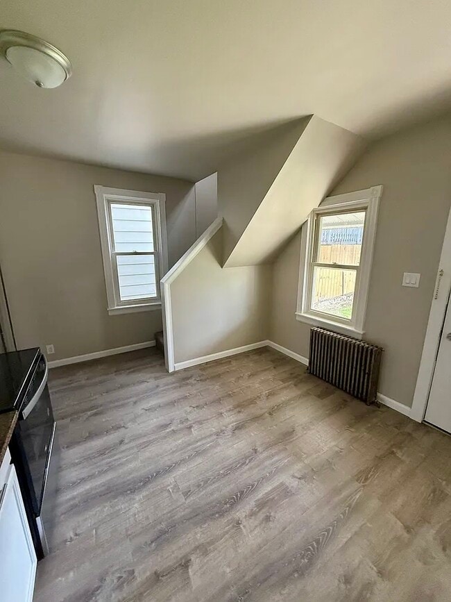 Photo - 142 Beckley St