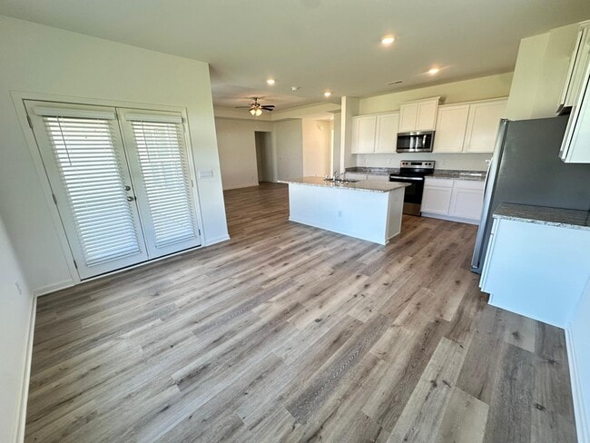 Photo - 3045 Specklebelly Wy