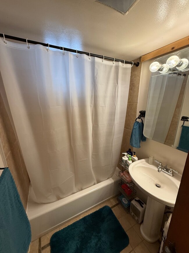 Photo - 1503 W US-34