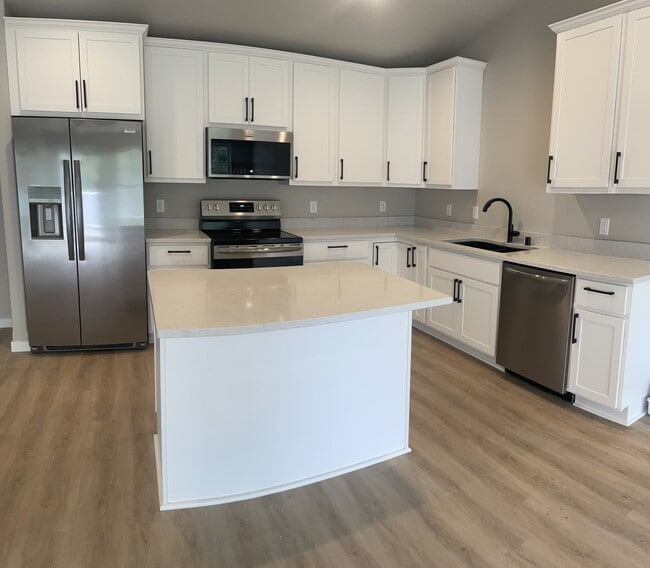 Photo - The Crossings