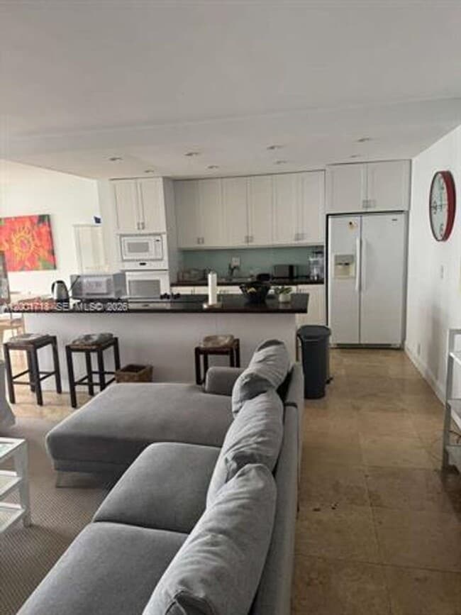 Photo - 121 Crandon Blvd Unit 121 Crandon Blvd # 462