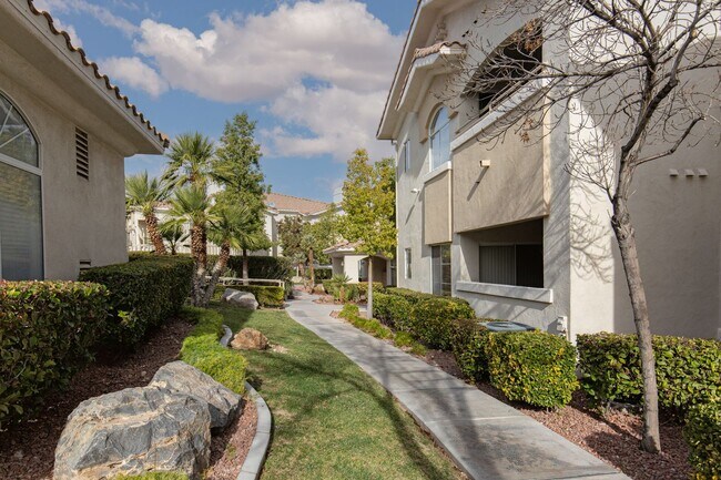 Photo - Fully furnished luxury 3br townhome with garage in gated Summerlin community