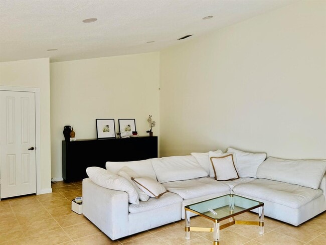 Photo - 3504 Lakemont Ct