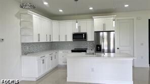 Photo - 3906-3906 6th St W