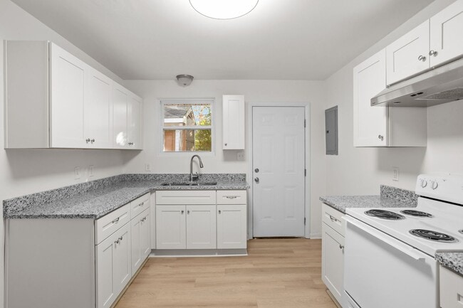 Photo - newly renovated unit available