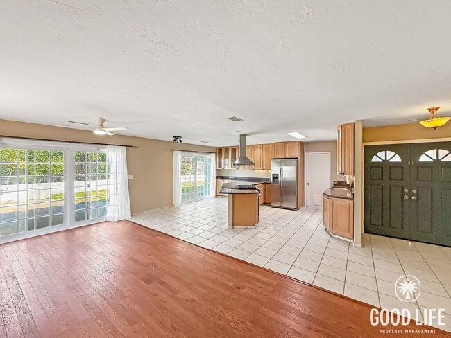 Photo - Beautiful 3B/2BA Home in University City for Rent!