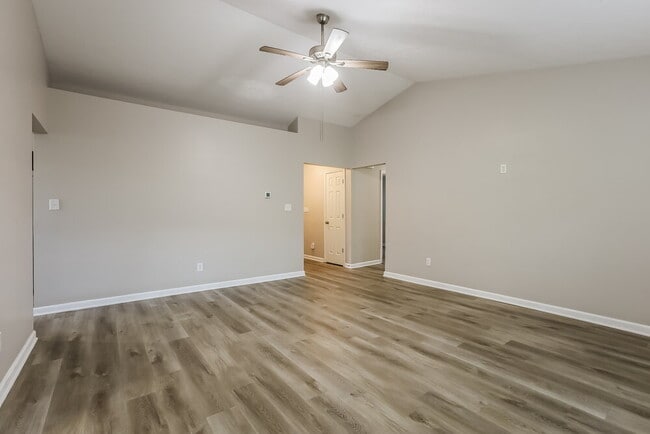 Photo - 6114 King Lear Ct