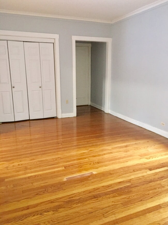 Photo - 1344 W Hood Ave Unit 1B