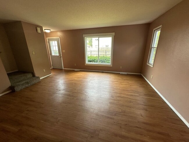 Photo - 706 Crescent Dr Unit A