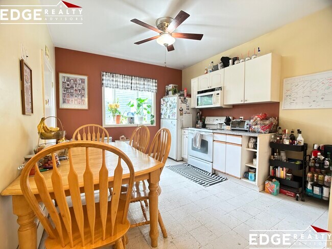 Photo - 27 Justin Rd Unit 1