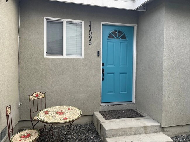 11089-11095 Violet Dr - 11089-11095 Violet Dr Unidad 11095 Violet Dr