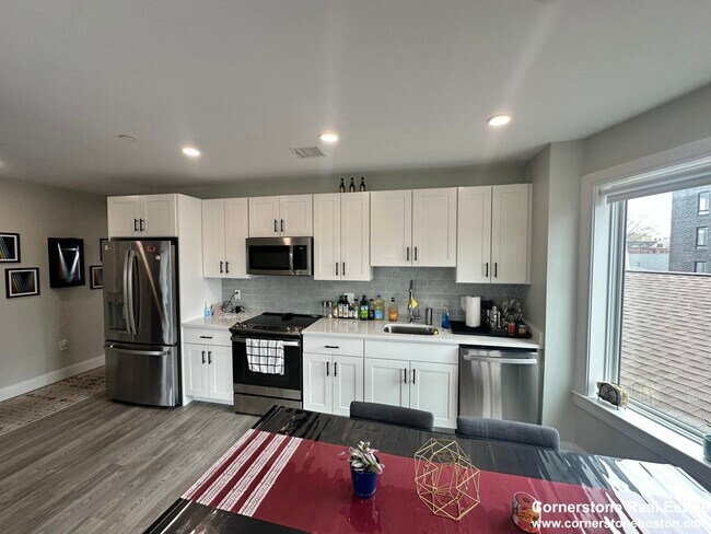 Photo - 206 Old Colony Ave Unidad 301