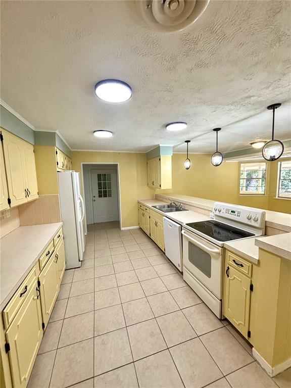 Photo - 729 SE 40th Ave