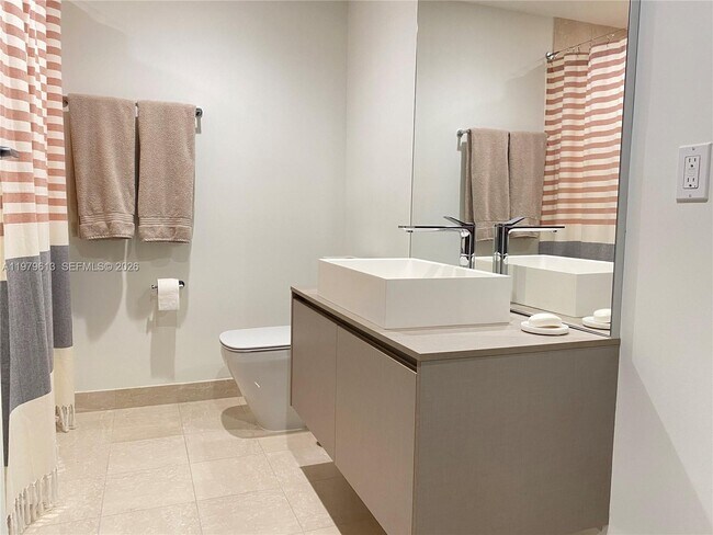 Photo - 1000 Brickell Plaza Unit 3807