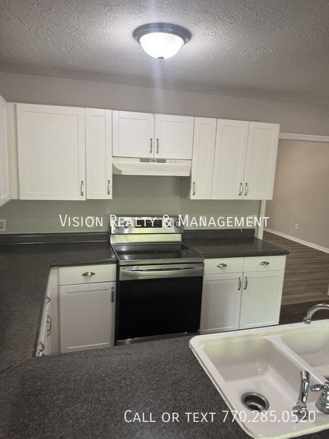 Photo - 374 Cavender Creek Rd