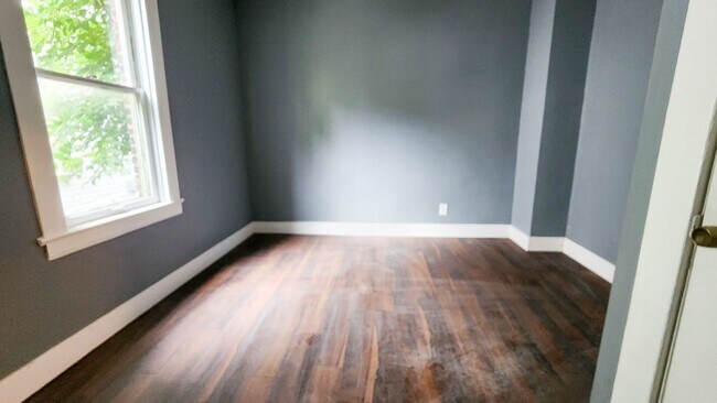 Photo - 2117 Halstead Ave Unit 1