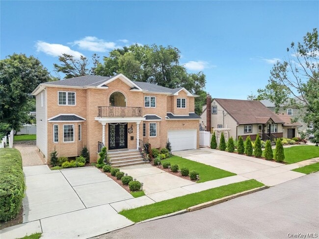 Photo - 2694 Forest Ave