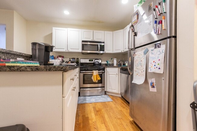 Photo - Brookline 3bed / 1bath near BU available September 2026