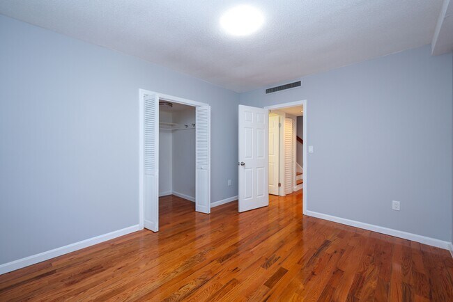 Photo - 85 Brainerd Rd