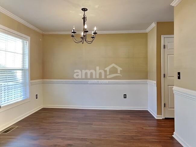 Photo - 11 Bittercrest Ct