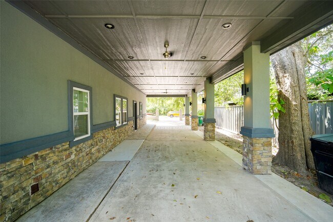 Photo - 218 Ishmeal St