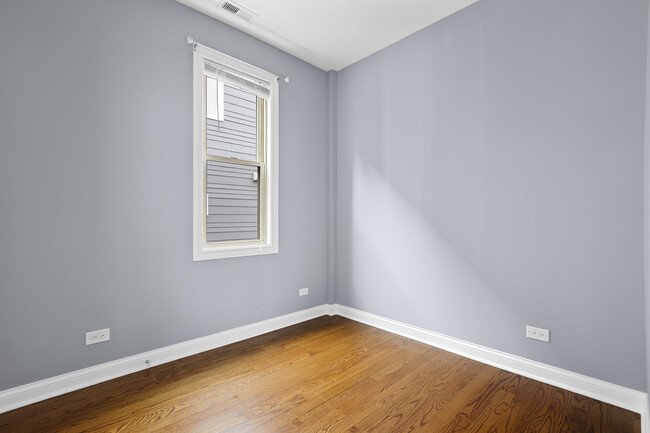 Photo - 3628 W George St Apartments Unit 2