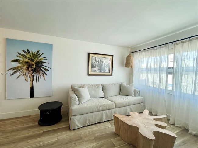 Photo - 221 Meridian Ave Unidad 507