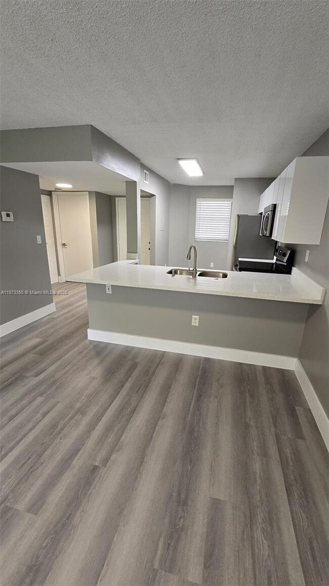 Photo - 9934 Nob Hill Ln Unit 9934
