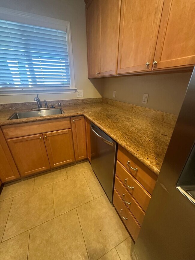 Photo - Cambrian home, 3 bedroom, 2 full bath! Spacious backyard!!