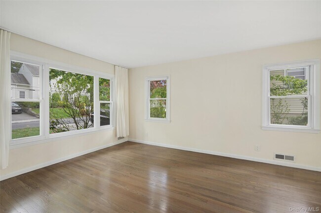 Photo - 85 Ewart St