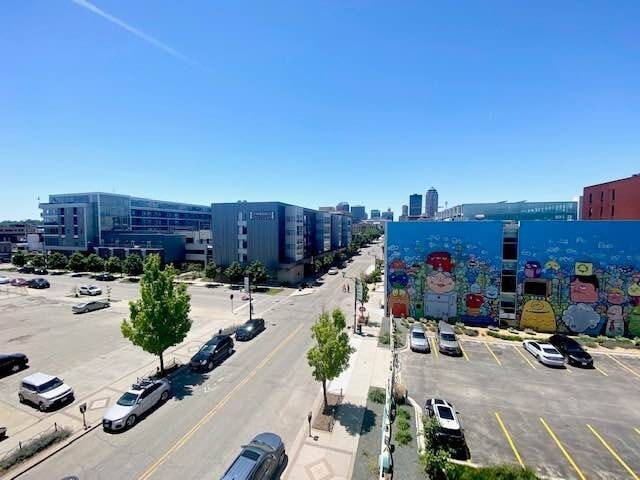 Photo - 350 E Locust St