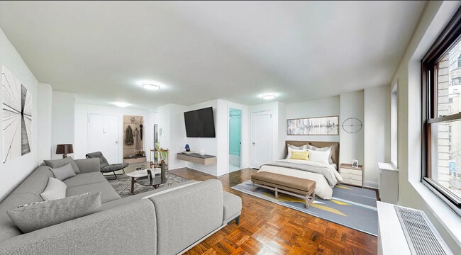 Photo - 96 Fifth Ave