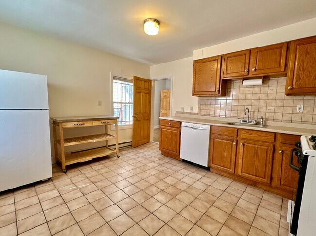 Photo - 386 Centre St Unidad 1