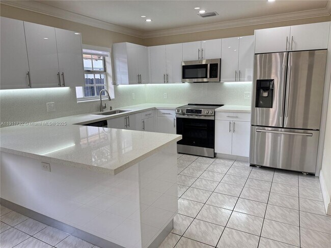 Photo - 5443 SW 143rd Ct