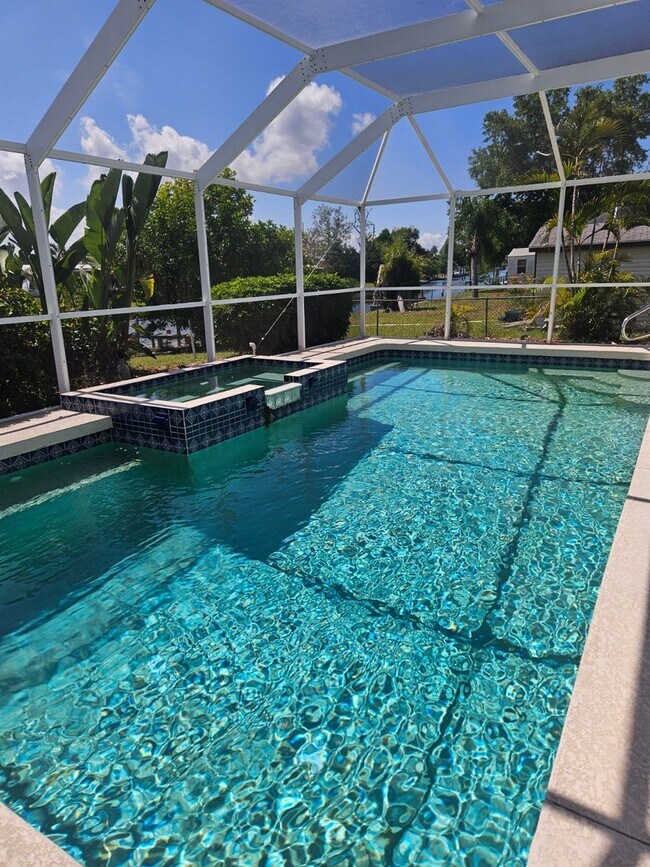 Photo - Port Charlotte Waterfront With Salt Water Pool