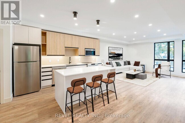 Photo - 4390 Hillview Dr Unité 205